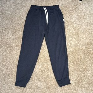Vuori - Performance Jogger - size small - midnight heather - 27” inseam